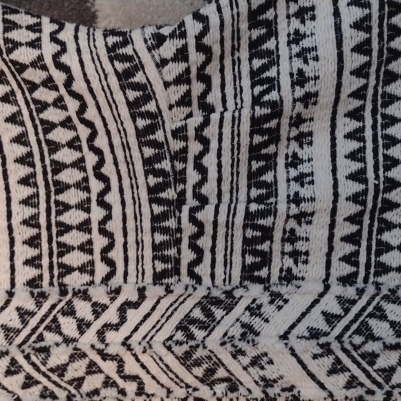 NWOT BANANA REPUBLIC Thick WOVEN AZTEC PRINT Fringed Short sleeve with Peplum!! - Picture 4 of 6
